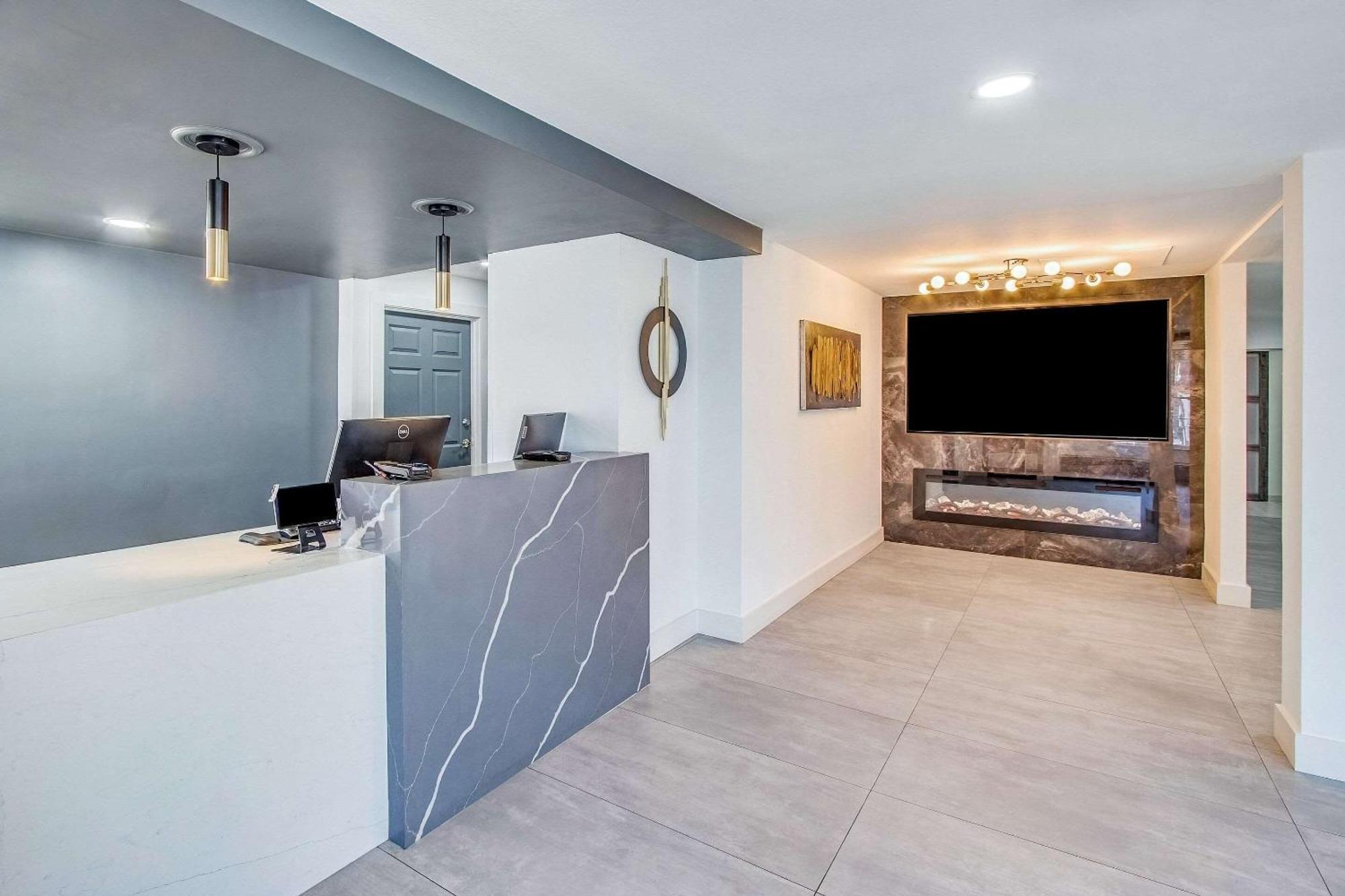 Mainstay Suites Columbia Harbison Exterior photo